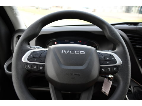 Iveco Daily 35S18 L2H2 PB Edition FACELIFT! Virtual, Adaptieve Cruise, Camera, Carplay, Automaat, 3500kg Trekhaak, Sensoren, 180pk, Multimedia, Uniek!