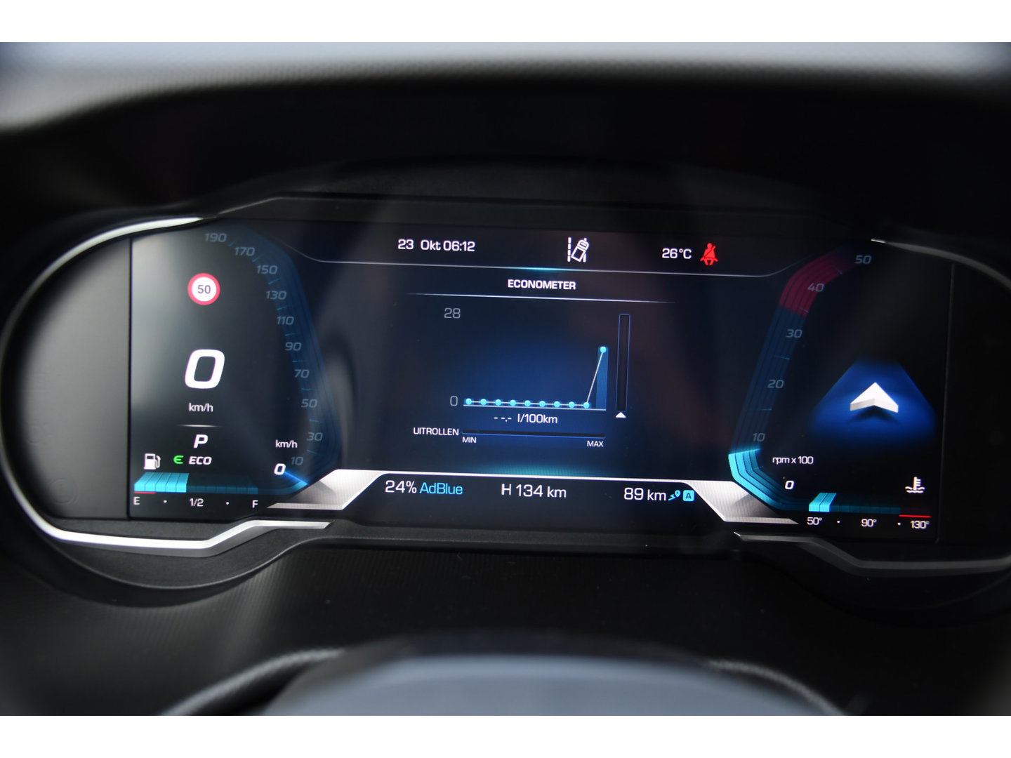 Iveco Daily 35S18 L2H2 PB Edition FACELIFT! Virtual, Adaptieve Cruise, Camera, Carplay, Automaat, 3500kg Trekhaak, Sensoren, 180pk, Multimedia, Uniek!