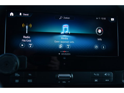 Mercedes-Benz Sprinter 319 1.9 CDI L2H2 RWD Black Edition Full Options! 360 Camera, Adaptieve Cruise, LED, Standkachel, Carplay, 190pk, Voorruit verwarming, Uniek!