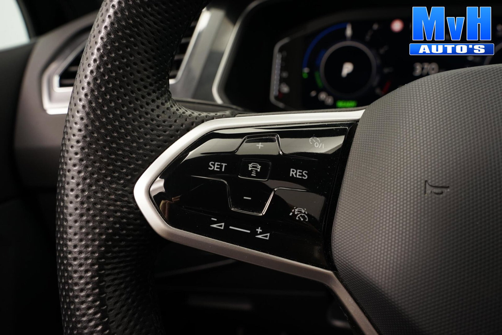 Volkswagen Tiguan 1.4 TSI PHEV R-Line|PANO|STOEL/STUUR.VERW