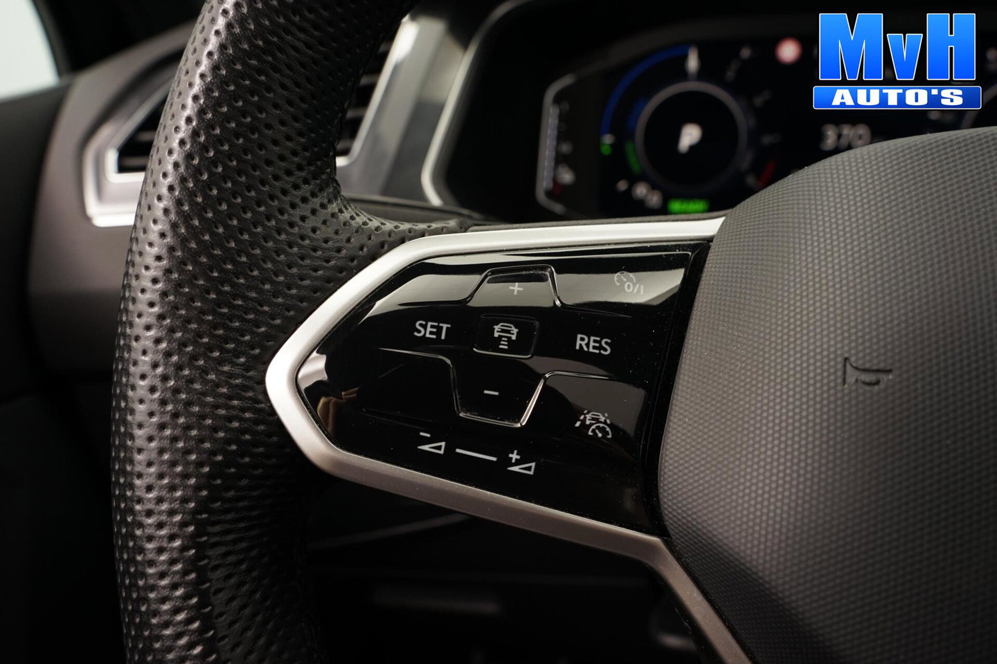 Volkswagen Tiguan 1.4 TSI PHEV R-Line|PANO|STOEL/STUUR.VERW