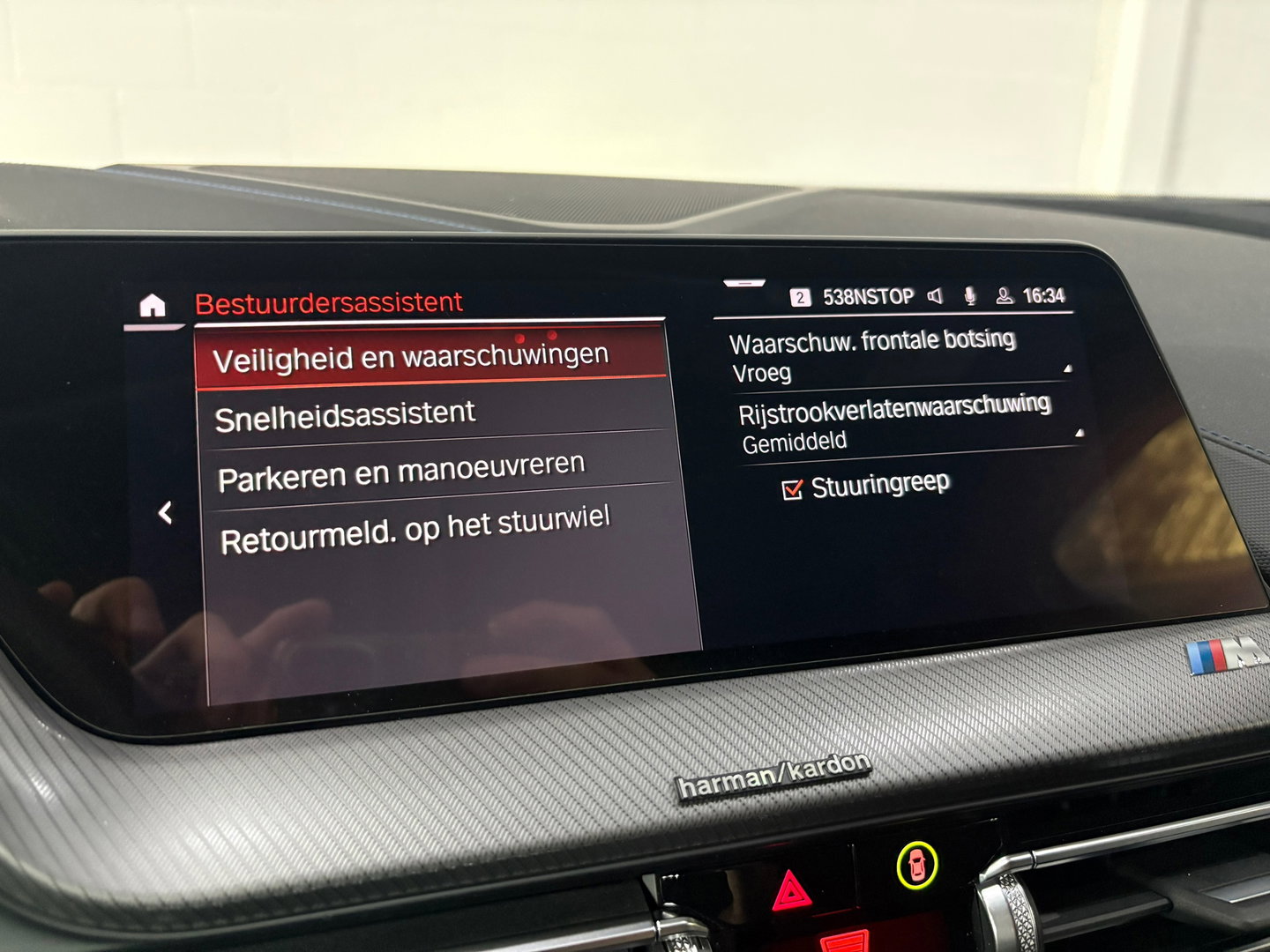 BMW 1-serie 118i High Executive, Pano, Sfeerverlichting, Applecarplay