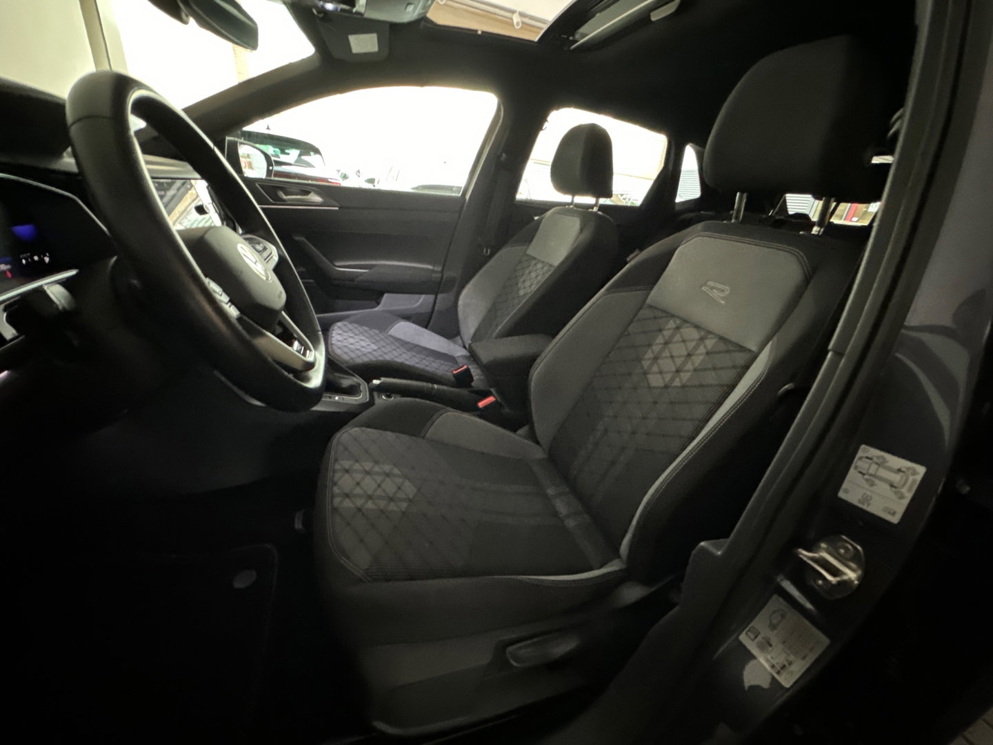 Volkswagen Polo 1.0 TSI R-Line Pano|Stoelverwarming|ACC|Lane|Carplay