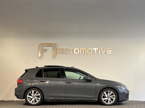 Volkswagen Golf 2.0 TDI R-Line Pano|Camera|Stoelverwarming|Sfeer|Keyless