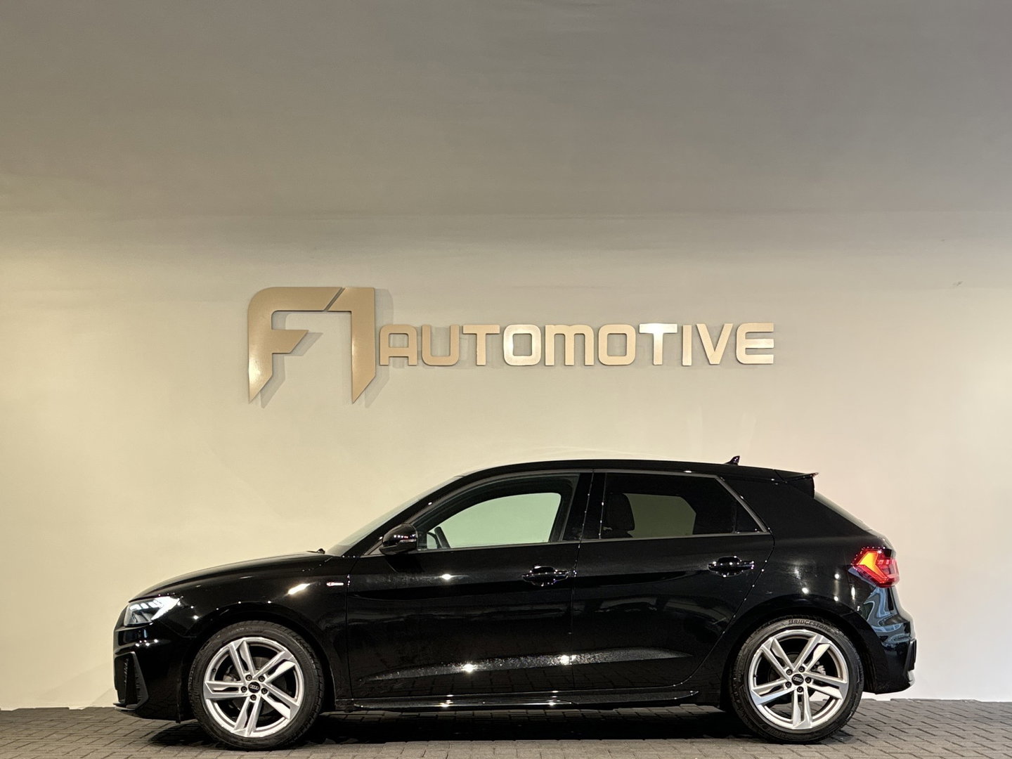 Audi A1 SPORTBACK 30 TFSI EPIC Stoelverwarming |Cruise Control|Lane Assist|Carplay