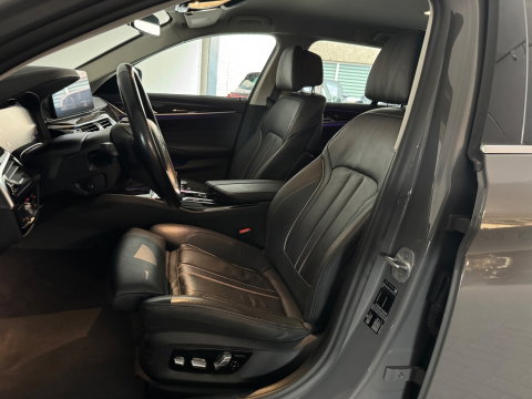 BMW 5 Serie Touring 520i High Executive Edition Memory|360|Trekhaak|BlindSpot