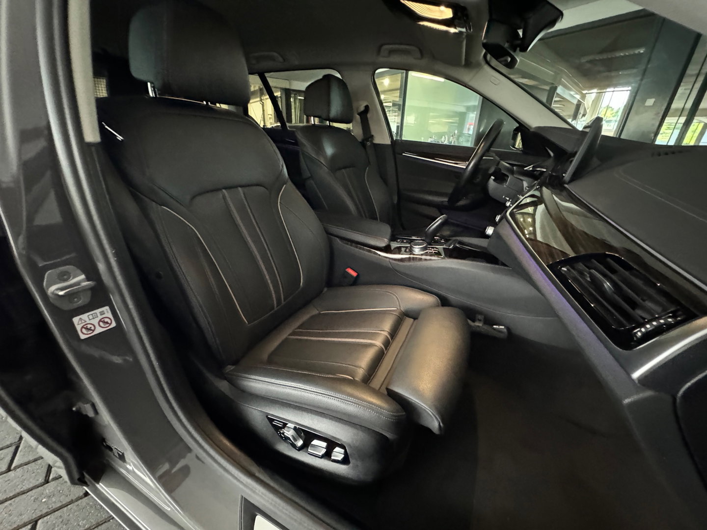 BMW 5 Serie Touring 520i High Executive Edition Memory|360|Trekhaak|BlindSpot