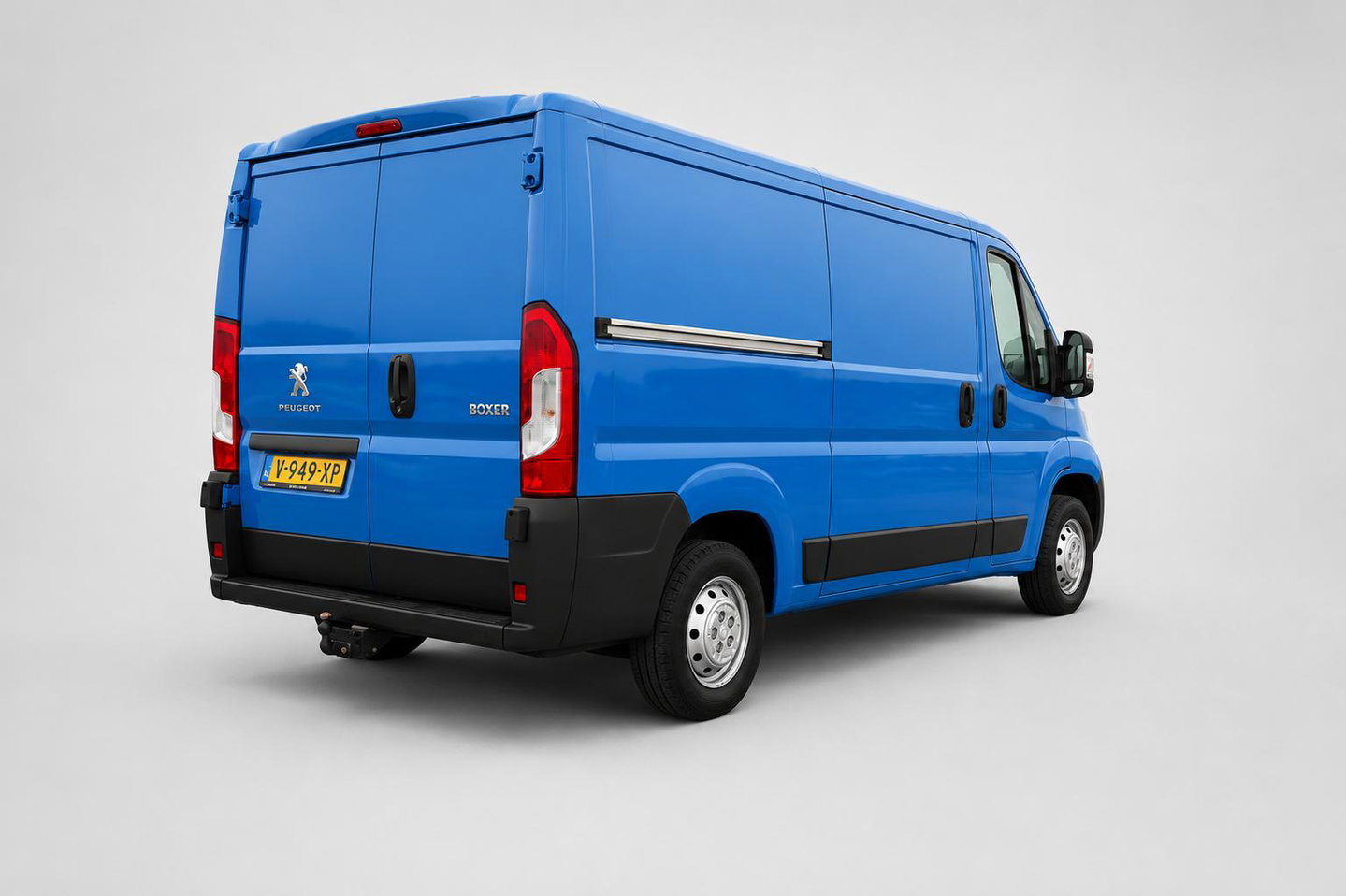 Peugeot Boxer 330 2.0 BlueHDI L2H1 Premium AIRCO CRUISE EURO6