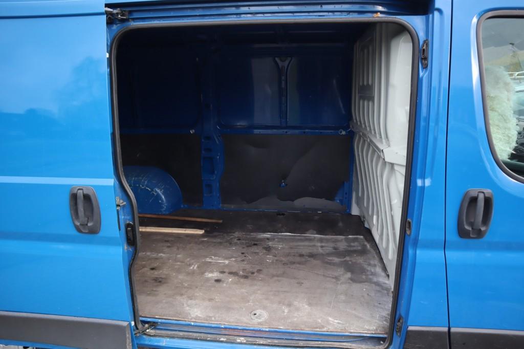 Peugeot Boxer 330 2.0 BlueHDI L2H1 Premium AIRCO CRUISE EURO6