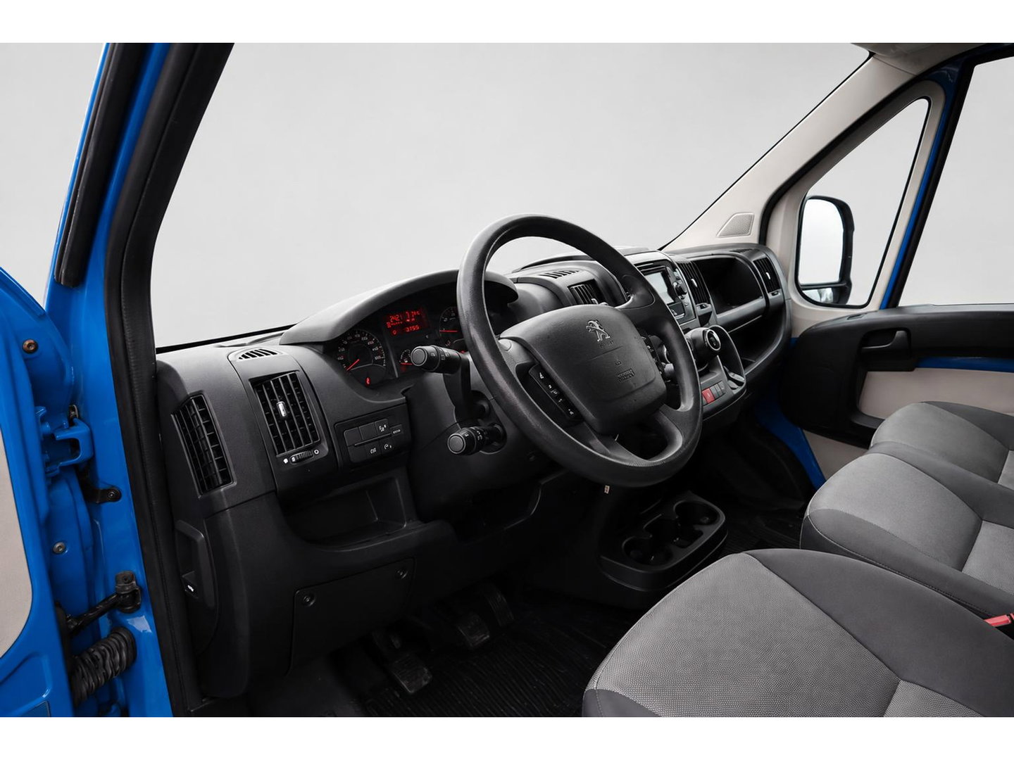 Peugeot Boxer 330 2.0 BlueHDI L2H 1e eigenaar AIRCO CRUISE nieuwe distributie EURO6