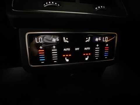 Audi A6 Avant 55 TFSI e quattro Pro Line S Competition Pano|Maxton|HuD|Trekhaak