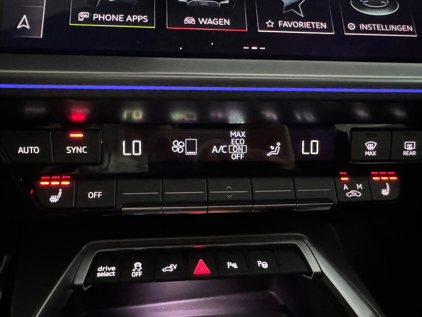 Audi A3 Sportback 45 TFSI e S edition Competition Pano|RS Seats|Sfeer|Keyless|Camera