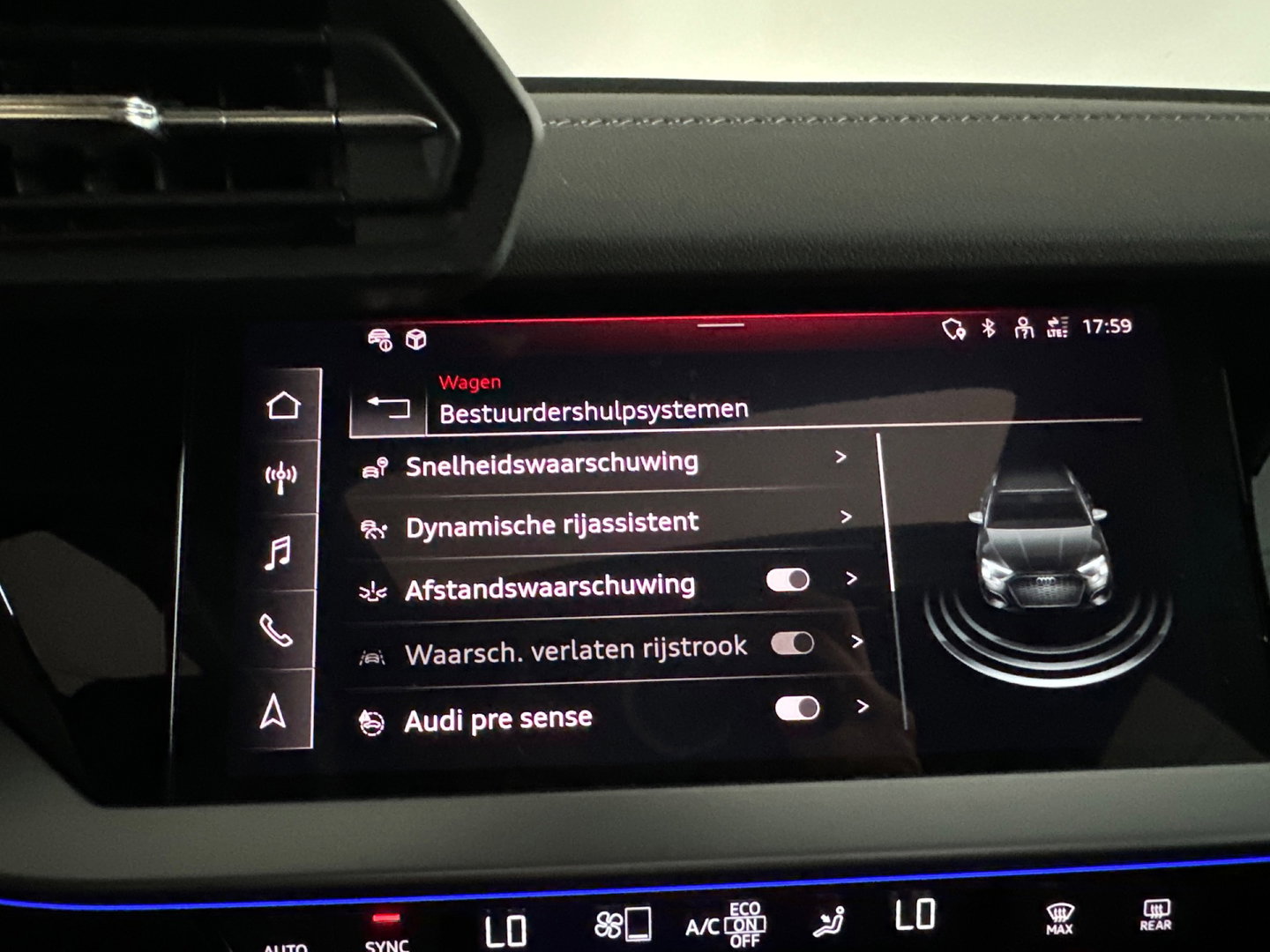 Audi A3 Sportback 45 TFSI e S edition Competition Pano|RS Seats|Sfeer|Keyless|Camera
