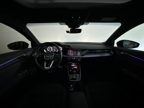 Audi A3 Sportback 45 TFSI e S edition Competition Pano|RS Seats|Sfeer|Keyless|Camera