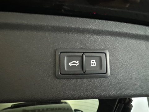 Audi A3 Sportback 45 TFSI e S edition Competition Pano|RS Seats|Sfeer|Keyless|Camera