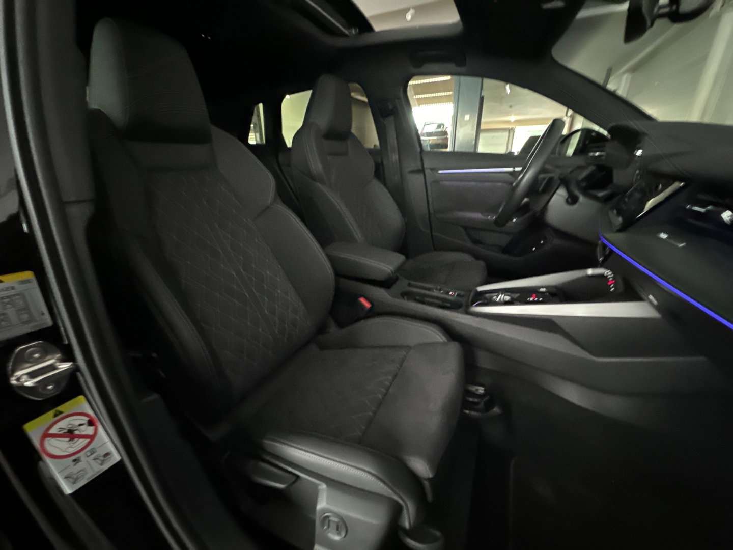 Audi A3 Sportback 45 TFSI e S edition Competition Pano|RS Seats|Sfeer|Keyless|Camera