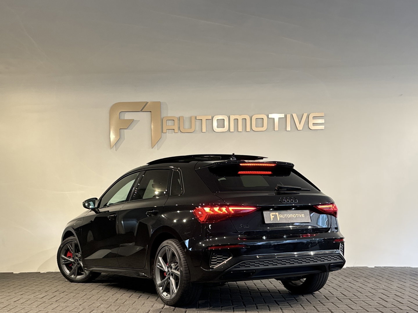 Audi A3 Sportback 45 TFSI e S edition Competition Pano|RS Seats|Sfeer|Keyless|Camera