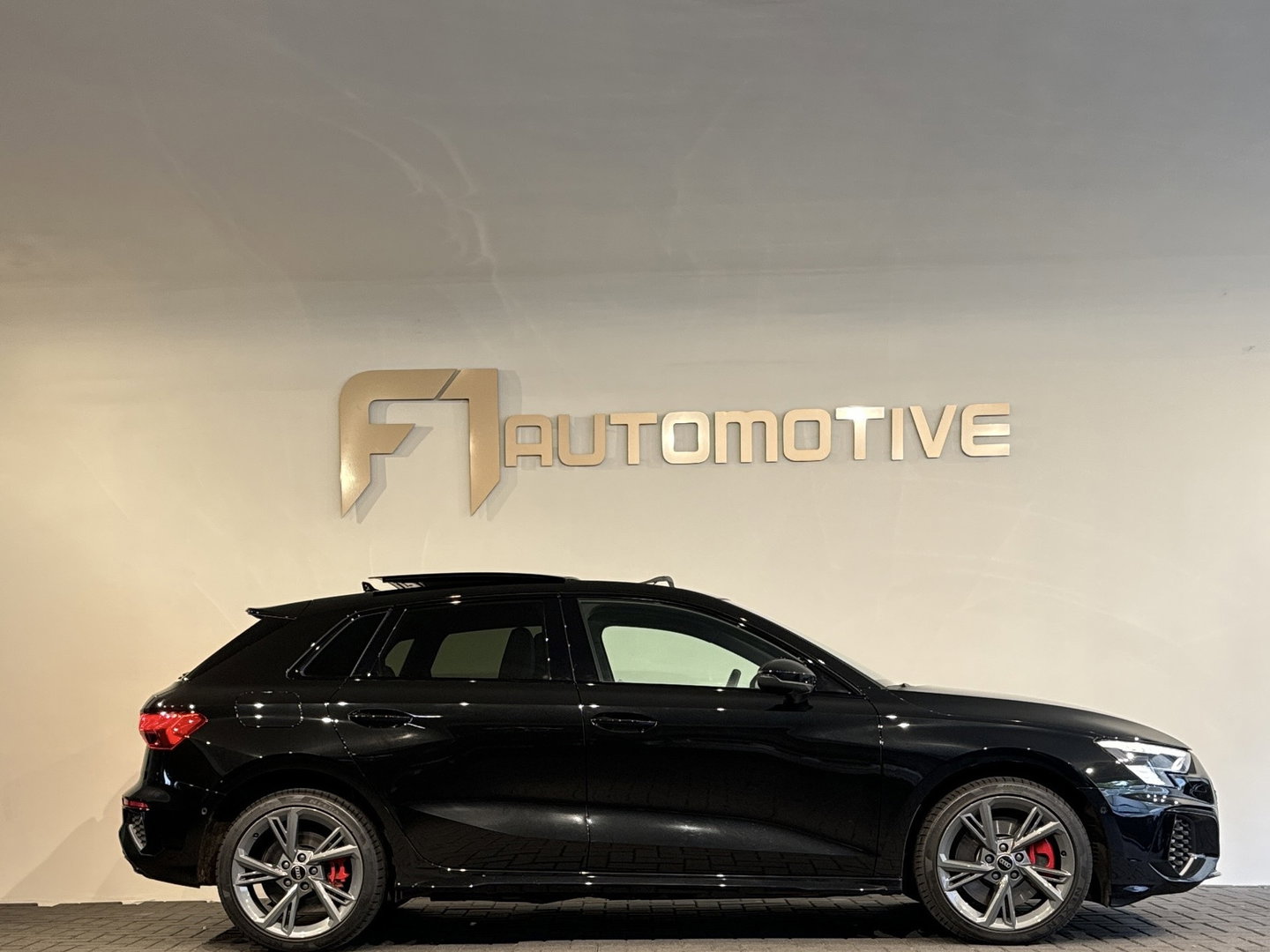 Audi A3 Sportback 45 TFSI e S edition Competition Pano|RS Seats|Sfeer|Keyless|Camera