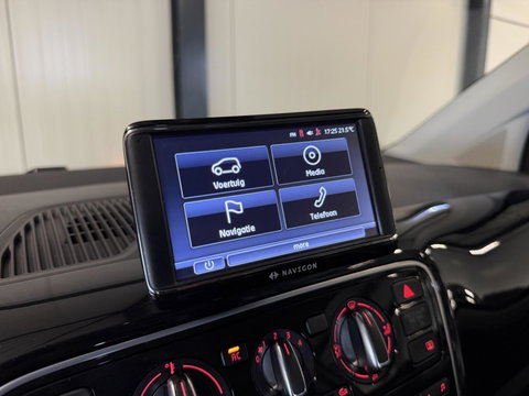 Volkswagen up! 1.0 high up! BlueMotion Airco Cruise Navi PDC