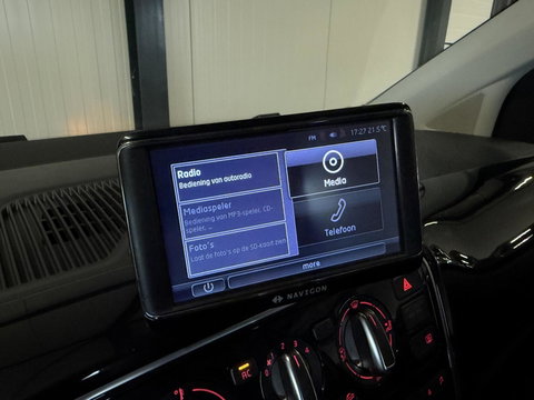 Volkswagen up! 1.0 high up! BlueMotion Airco Cruise Navi PDC