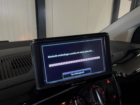 Volkswagen up! 1.0 high up! BlueMotion Airco Cruise Navi PDC