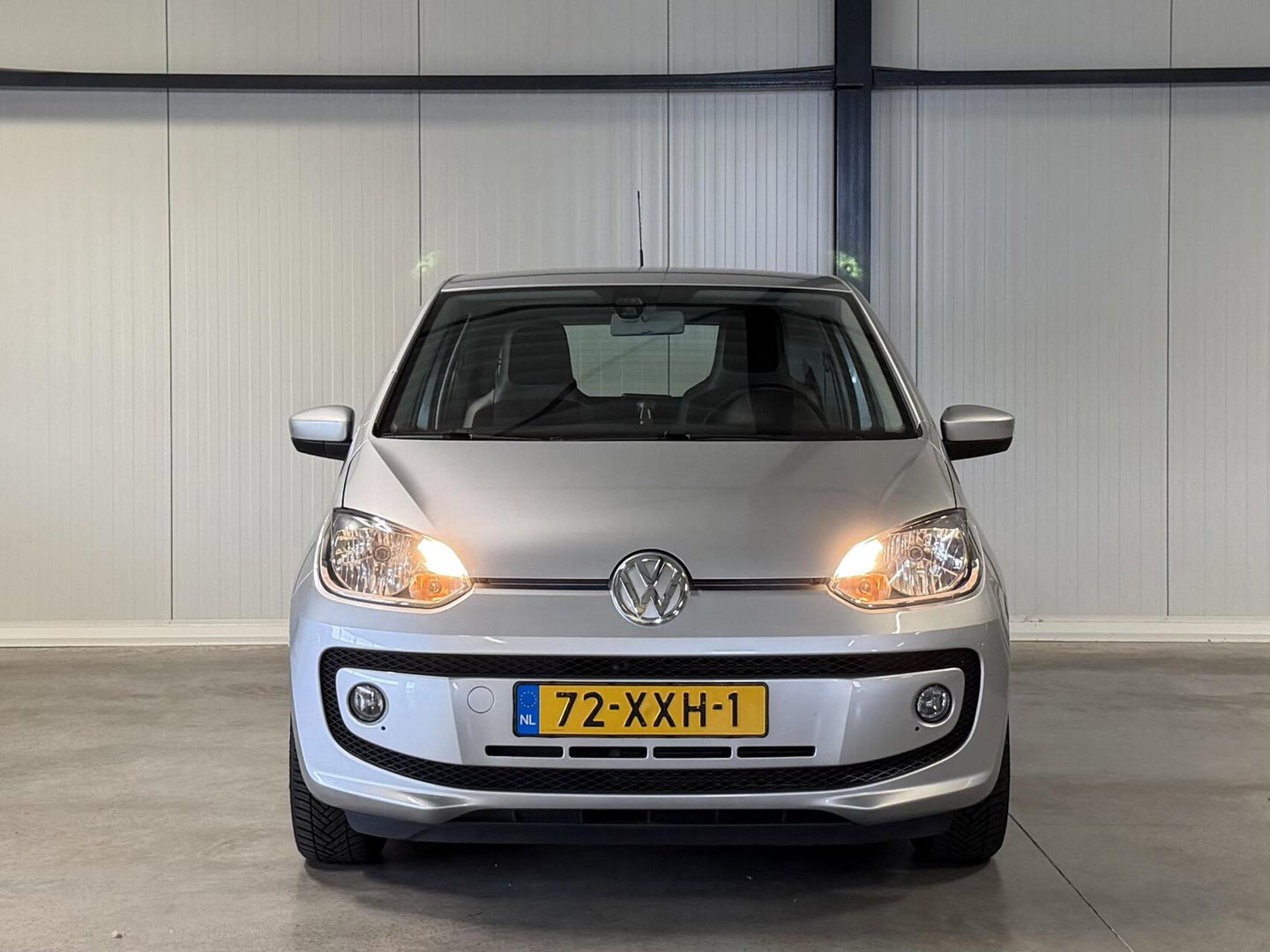 Volkswagen up! 1.0 high up! BlueMotion Airco Cruise Navi PDC