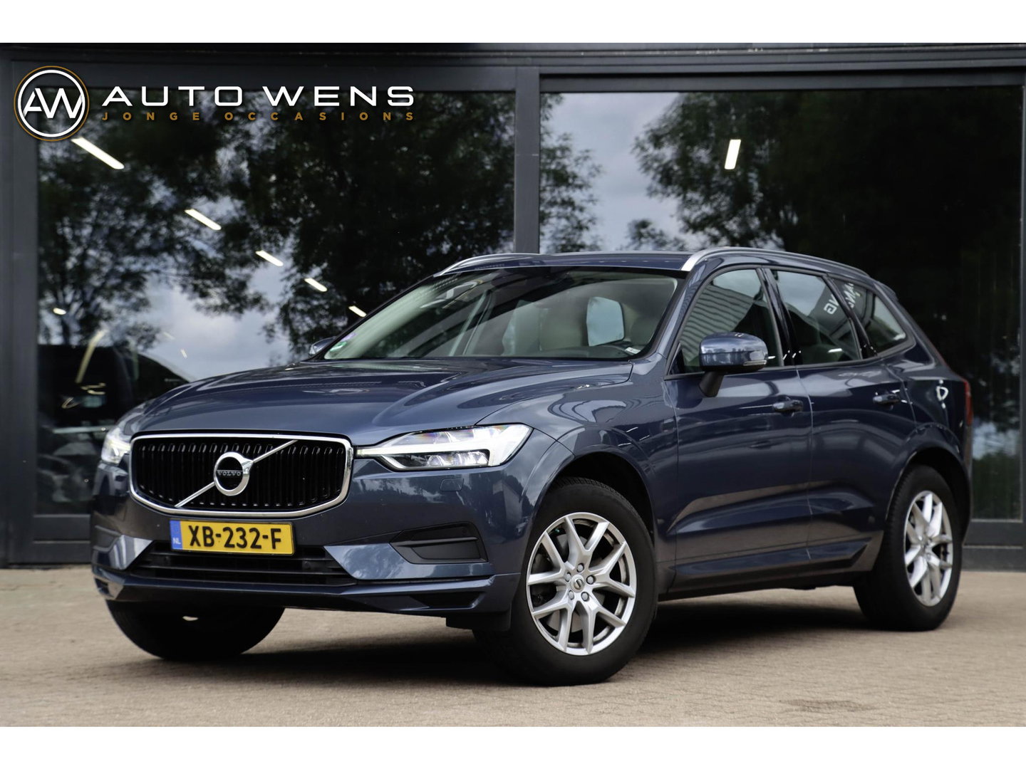 Volvo XC60 2.0 T5 AWD Momentum 250pk | Leder + Trekhaak
