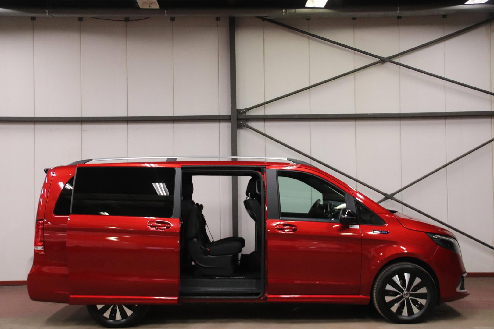 Mercedes-Benz EQV 300 L2 LANG 6 persoonsuitvoering Mercedes-Benz EQV 300 L2 6-persoonuitvoering