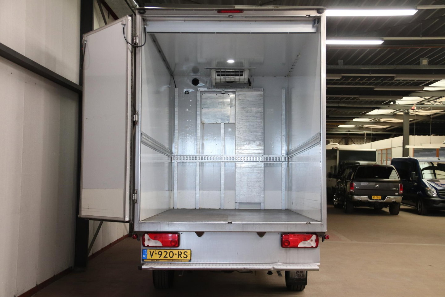 Mercedes-Benz Sprinter 314 2.2 CDI 2.2 CDI KOELWAGEN MEUBELBAK Mercedes-Benz Sprinter 314 2.2 CDI 314 2.2 CDI KOELWAGEN MEUBELBAK