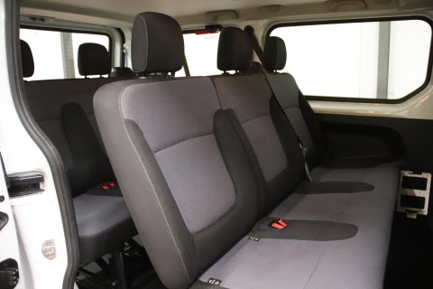 Opel Vivaro Combi 1.6 CDTI PERSONEN VERVOER 9 PERSOONS PERSONENBUS Opel Vivaro Combi 1.6 CDTI PERSONENVERVOER 9 PERSOONS PERSONENBUS