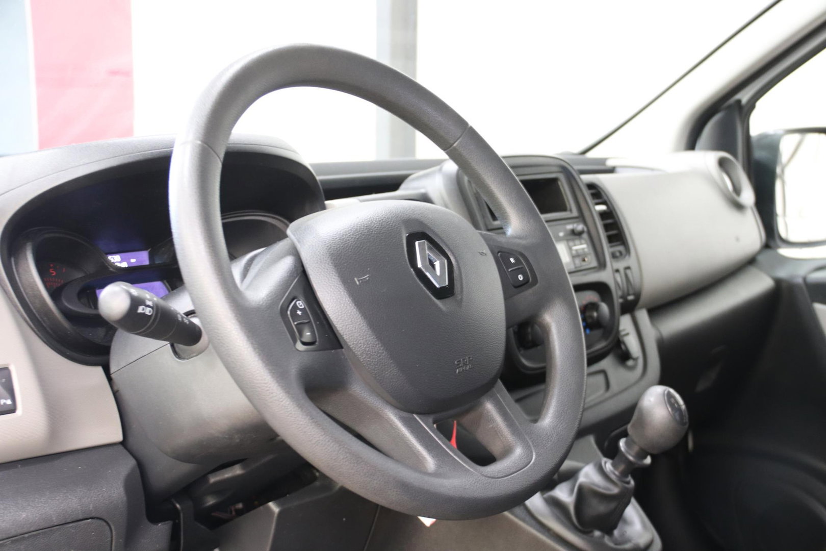 Renault Trafic 1.6 dCi WERKPLAATSINRICHTING AIRCO Renault Trafic 1.6 dCi WERKPLAATSINRICHTING