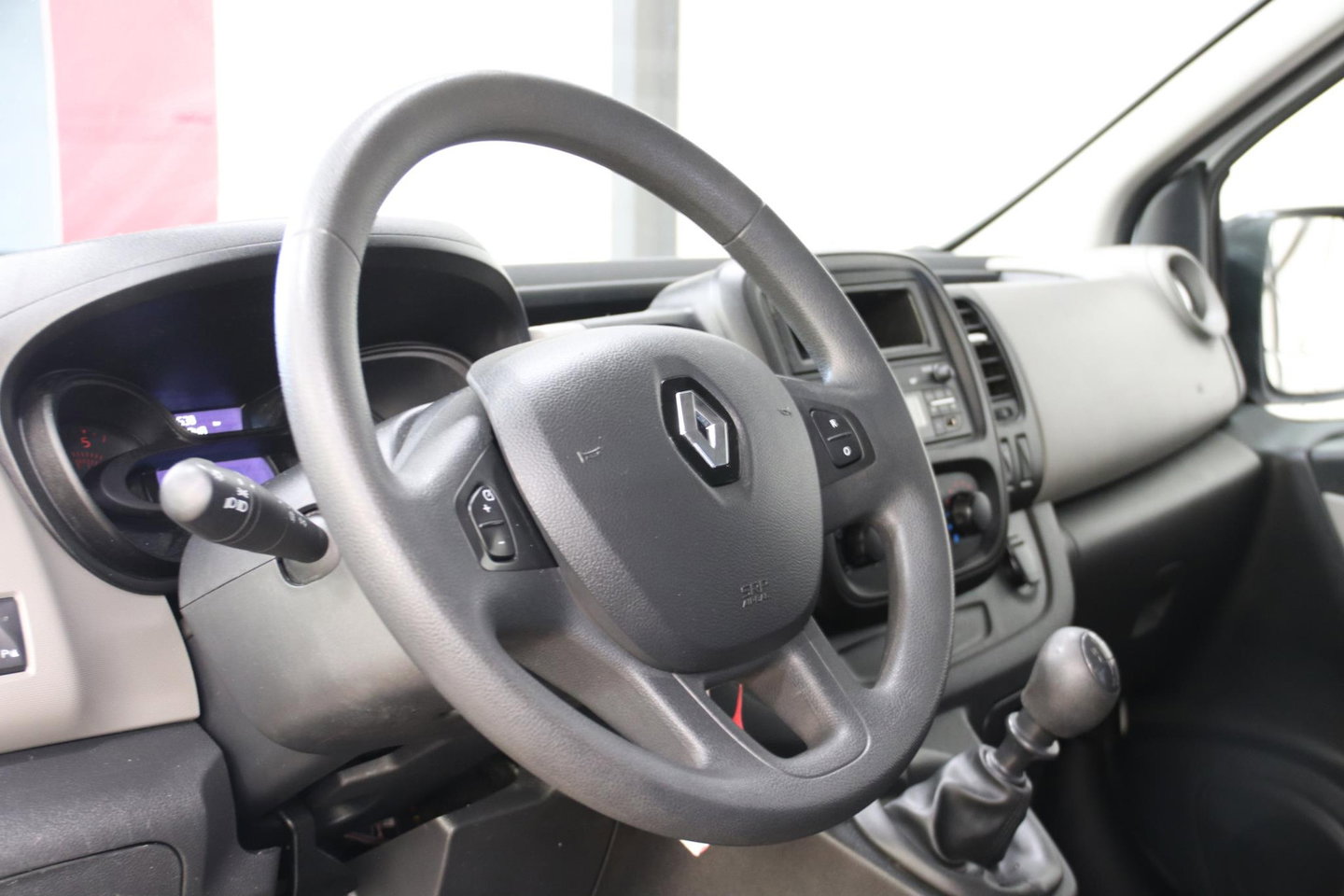 Renault Trafic 1.6 dCi WERKPLAATSINRICHTING AIRCO Renault Trafic 1.6 dCi WERKPLAATSINRICHTING
