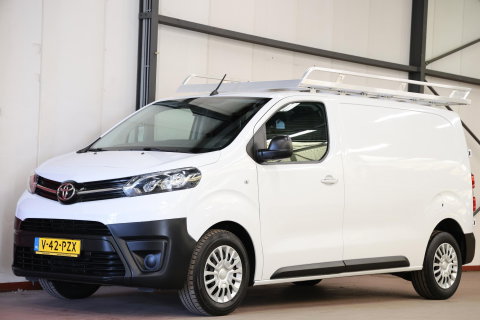 Toyota ProAce Worker 2.0 D-4D Live L2H1 LANG AUTOMAAT