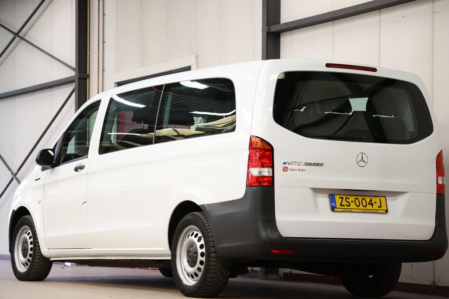 Mercedes-Benz eVito Tourer PRO L3 9 PERSOONS PERSONENBUS