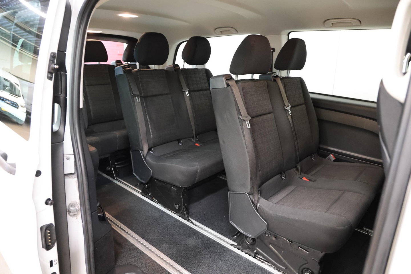 Mercedes-Benz eVito Tourer PRO L3 9 PERSOONS PERSONENBUS