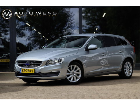 Volvo V60 2.0 T3 Momentum | Leder | Bi-Xenon | 66.000 km! | Dealeronderhouden