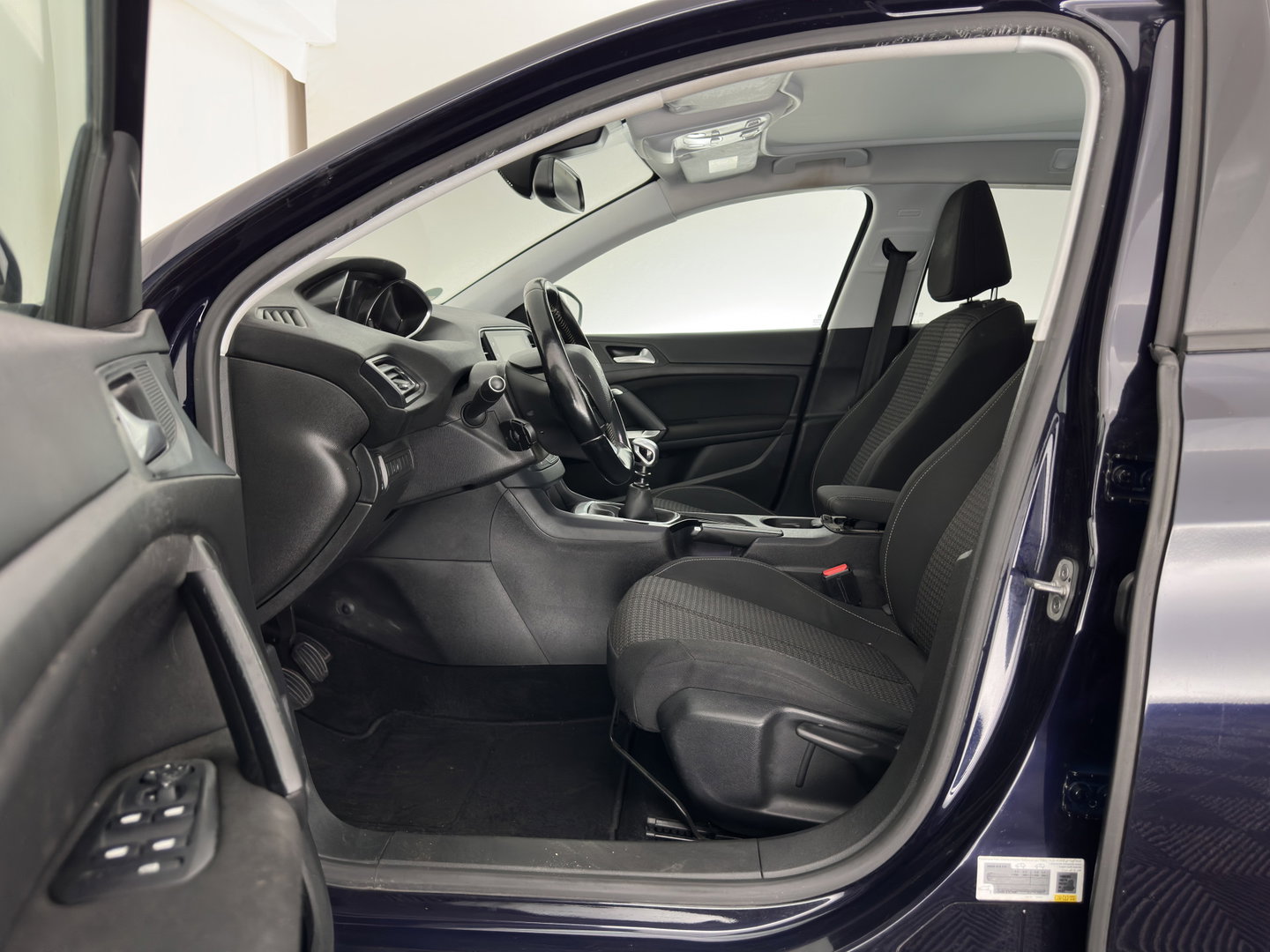 Peugeot 308 SW 1.6 BlueHDI Blue Lease Executive *PANO | NAVI-FULLMAP | COMFORT-SEATS | PRIVACY-GLASS | DAB+ | ECC | PDC | CRUISE | 16''ALU | TOWBAR*