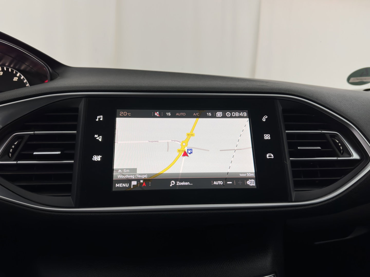Peugeot 308 SW 1.6 BlueHDI Blue Lease Executive *PANO | NAVI-FULLMAP | COMFORT-SEATS | PRIVACY-GLASS | DAB+ | ECC | PDC | CRUISE | 16''ALU | TOWBAR*