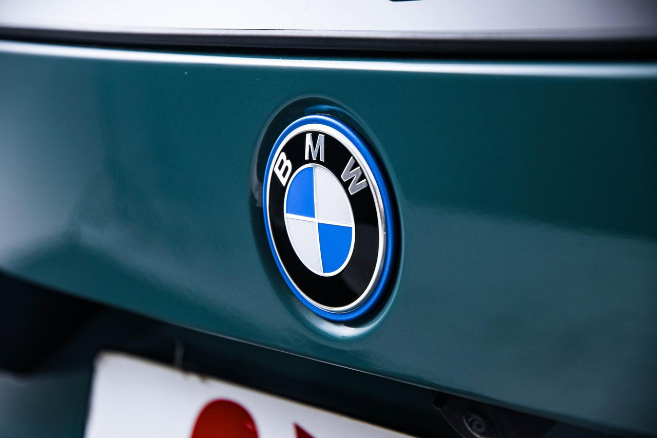 BMW iX1