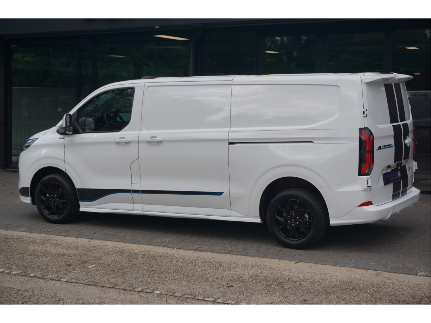 Ford Transit Custom 340L 218PK 71KWH Sport AUT Elektrisch Apple CP/Android A, Cam, 17" LM, 2x Schuifdeur!! NR. P02*