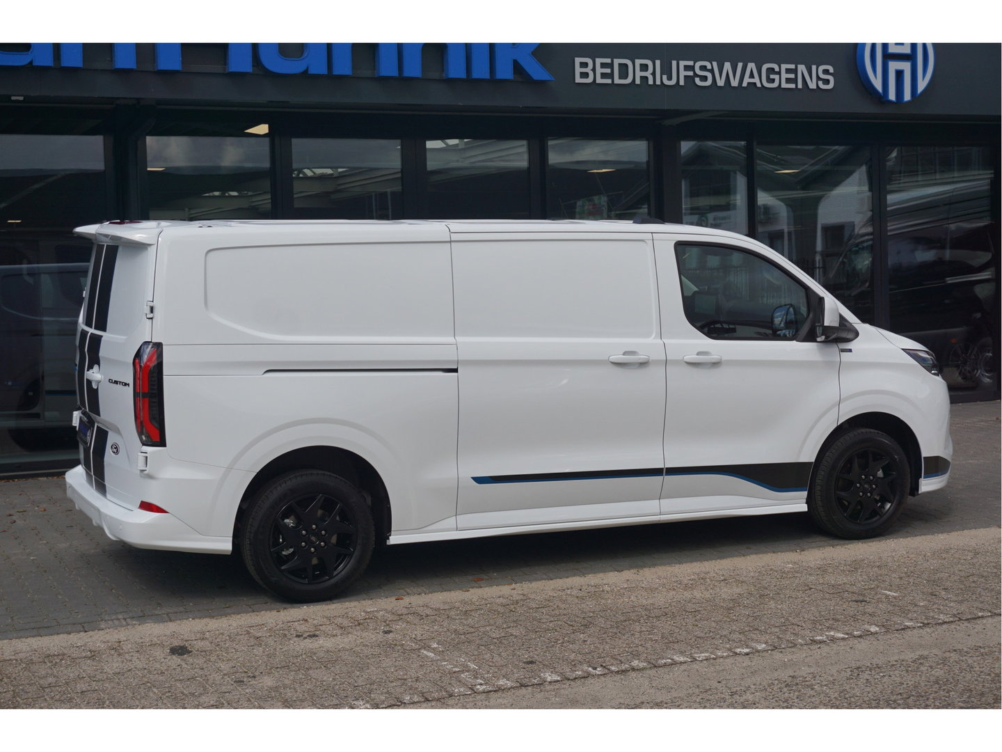 Ford Transit Custom 340L 218PK 71KWH Sport AUT Elektrisch Apple CP/Android A, Cam, 17" LM, 2x Schuifdeur!! NR. P02*