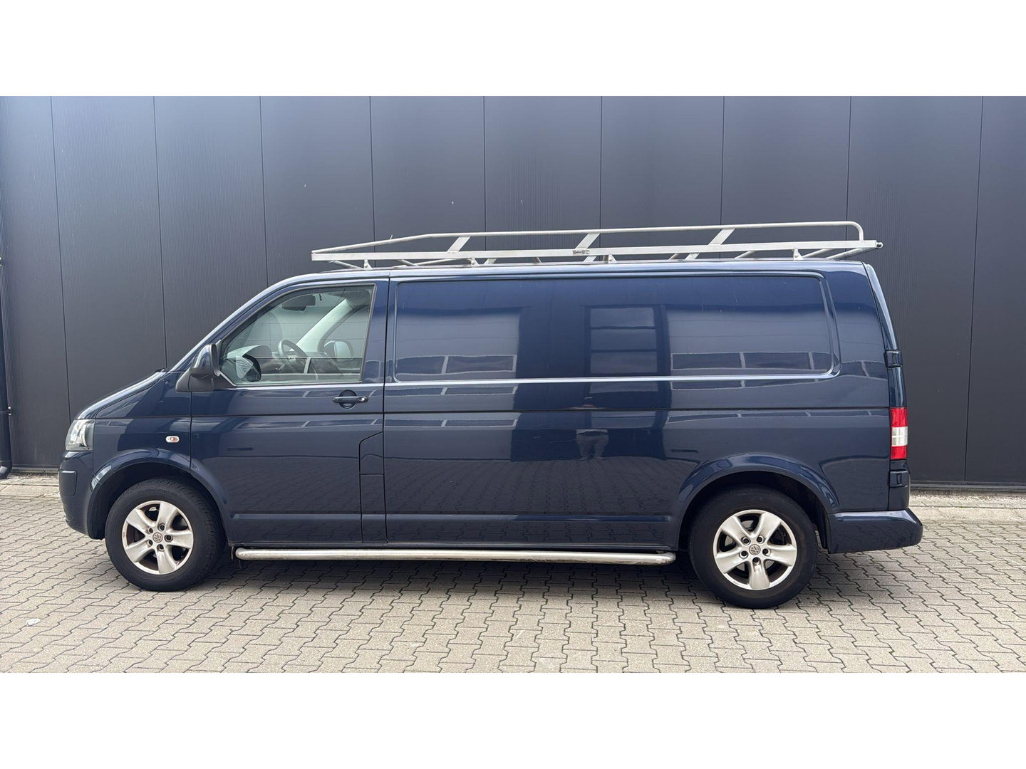 Volkswagen Transporter 2.0 TDI L2H1 L2 AIRCO Imperiaal met rol