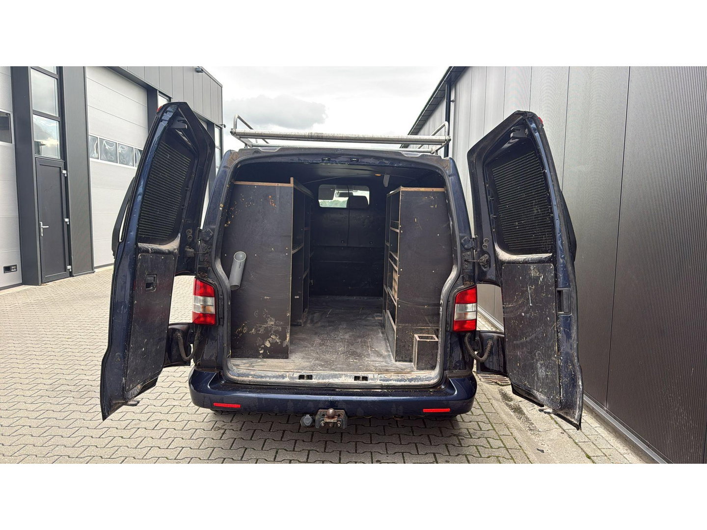 Volkswagen Transporter 2.0 TDI L2H1 L2 AIRCO Imperiaal met rol