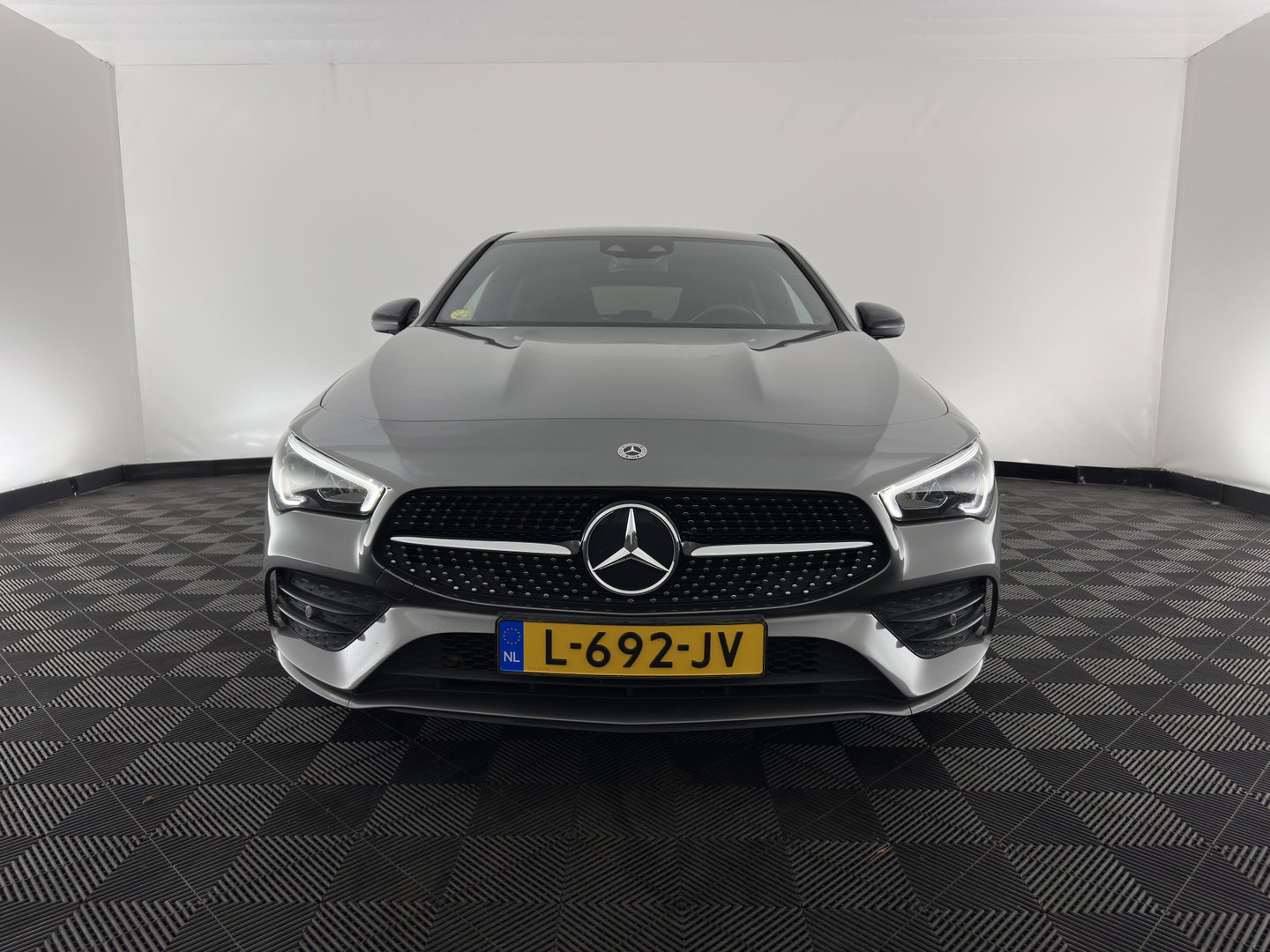 Mercedes-Benz CLA-Klasse Shooting Brake 180 d Business Solution AMG (INCL.BTW) Aut. *LEATHER-MICROFIBRE | FULL-LED | HEATED-SPORTSEATS | AMBIENT-LIGHT | DIGI-COCKPIT | DAB+ | NAVI-FULLMAP | CAMERA | PRIVACYGLASS | SHIFTPADDLES | 18''ALU*