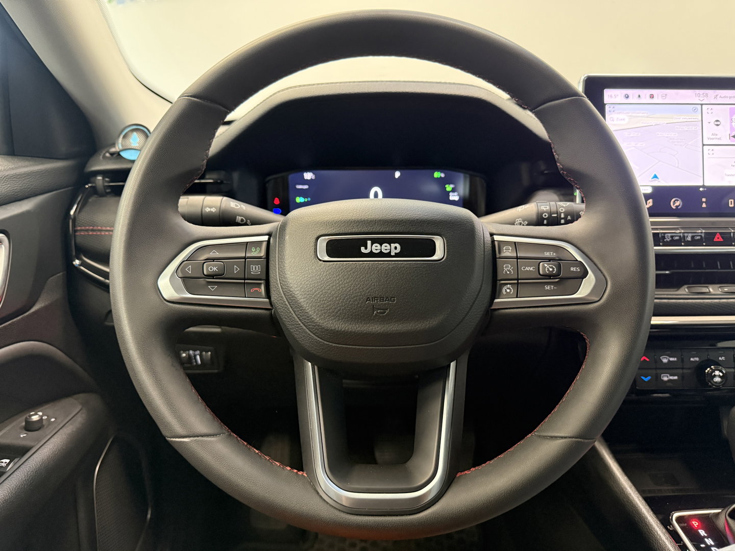 Jeep Compass 4xe 240 Plug-in Hybrid Electric Trailhawk Leder ACC Trekhaak