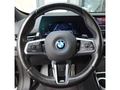 BMW X1 XDrive30e M-PAKKET PANO HUD 360