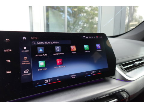 BMW X1 XDrive30e M-PAKKET PANO HUD 360
