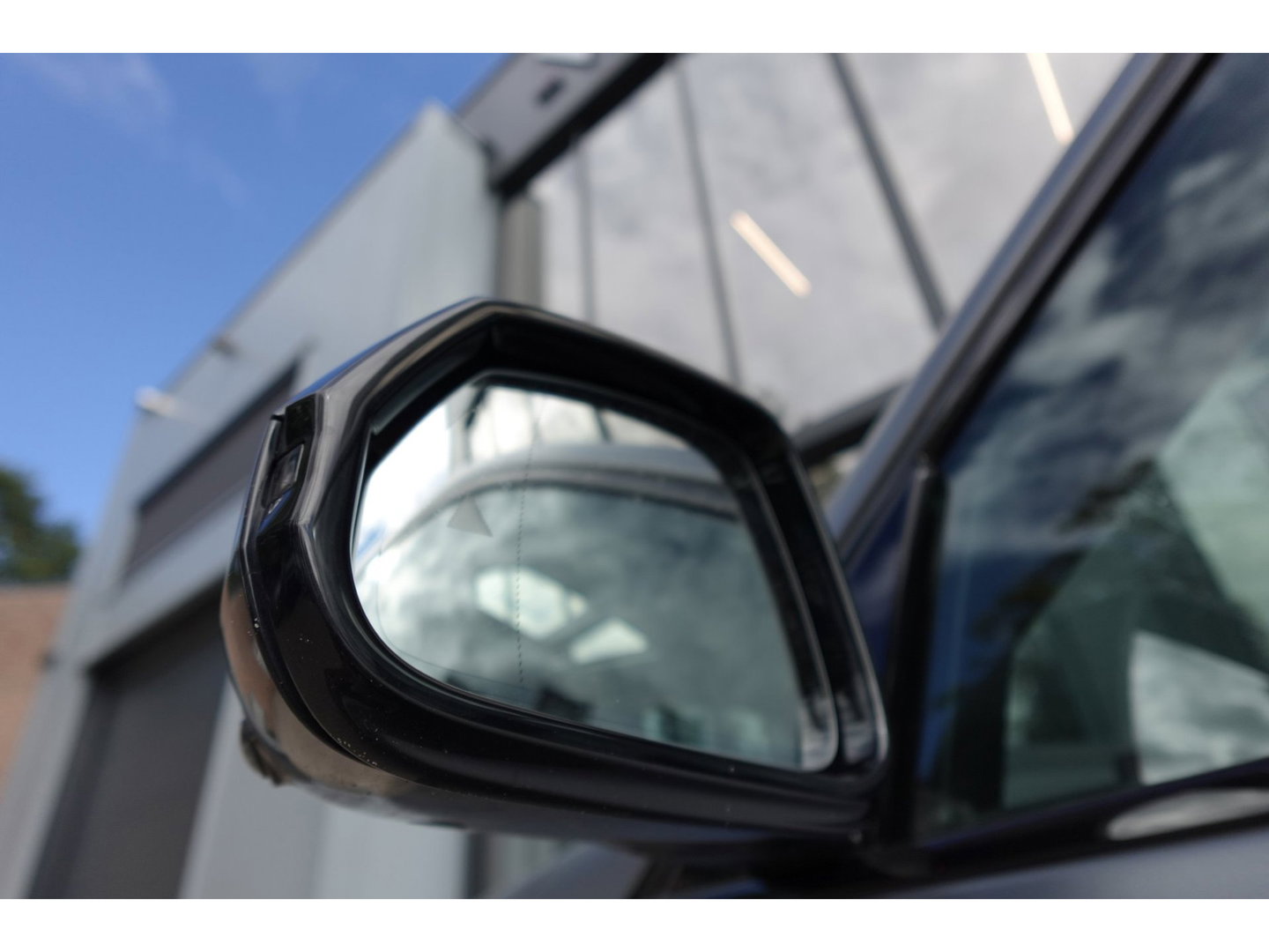 BMW X1 XDrive30e M-PAKKET PANO HUD 360