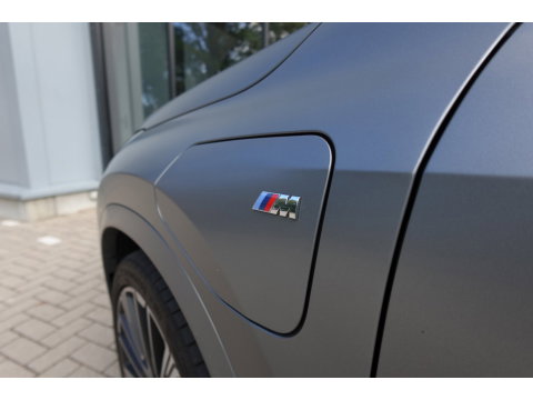 BMW X1 XDrive30e M-PAKKET PANO HUD 360