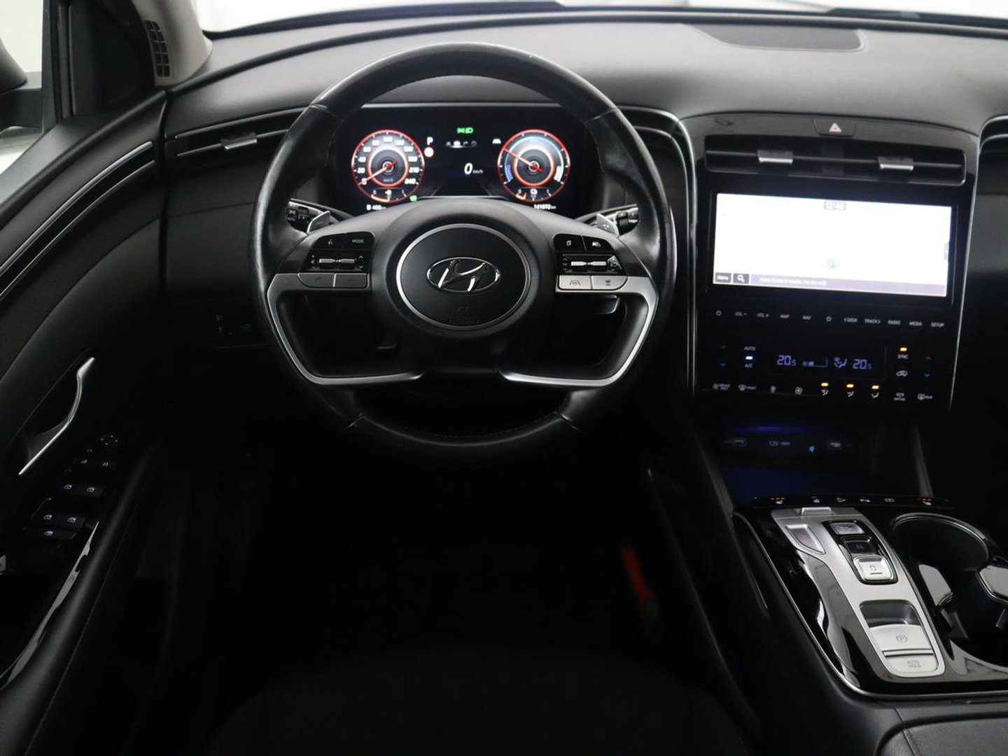 Hyundai Tucson 1.6 T-GDI HEV Comfort Smart | Trekhaak | Adaptive cruise | Stuur/stoel verwarming | Climate control | Carplay | Camera | Park assist | Full LED | KRELL Sound |